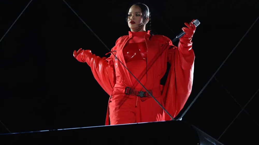 Rihanna’s Show-Stopping Look at the Super Bowl Halftime Show